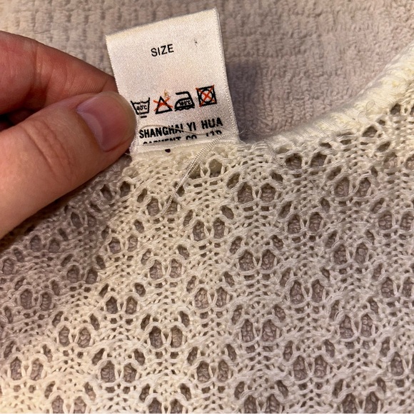 Vtg Disney Mickey Unlimited Crochet White Sleeveless Long Cardigan - Picture 13 of 14